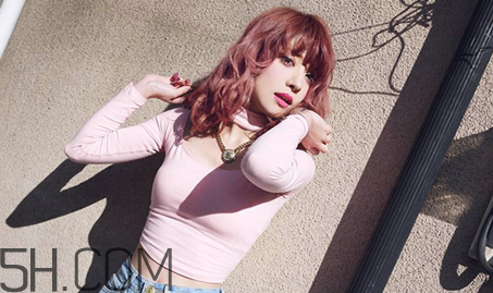 用粉底液之前用什么打底？粉底棒和粉底液的區(qū)別