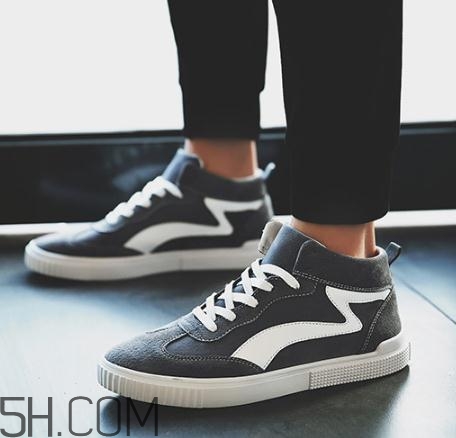 帆布鞋有膠味怎么去掉？帆布鞋上的膠水怎么洗？