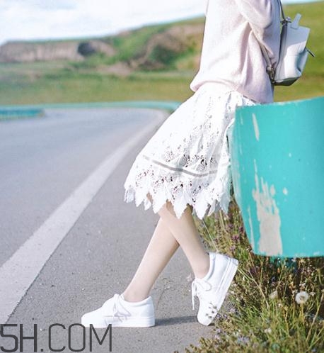 帆布鞋有膠味怎么去掉？帆布鞋上的膠水怎么洗？