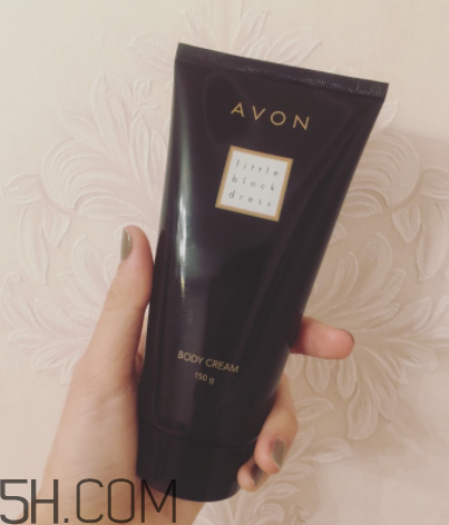 雅芳香體乳效果怎么樣？雅芳香體乳哪個好聞？