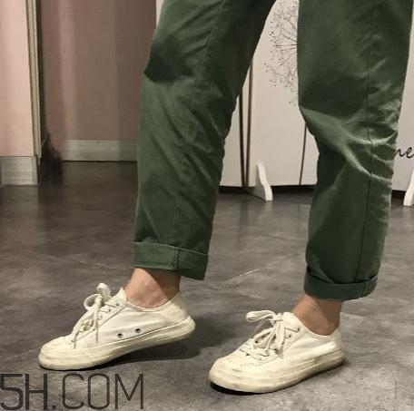 帆布鞋鞋底發(fā)黃怎么辦？帆布鞋鞋底怎么洗白？