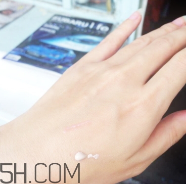 巧迪尚惠妝前乳好用嗎？巧迪尚惠妝前乳評(píng)測(cè)