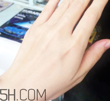 巧迪尚惠妝前乳好用嗎？巧迪尚惠妝前乳評(píng)測(cè)