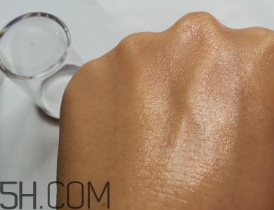 巧迪尚惠妝前乳好用嗎？巧迪尚惠妝前乳評(píng)測(cè)