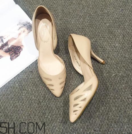 千百度女鞋什么檔次？千百度鞋子質量好嗎？