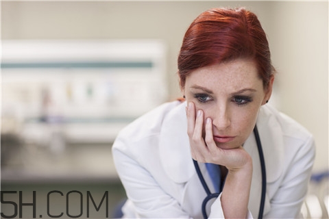 蕁麻疹為什么要補鈣？蕁麻疹為什么一直不好？