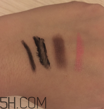 露得清綿密洗面奶怎么樣？露得清綿密洗面奶好用嗎？