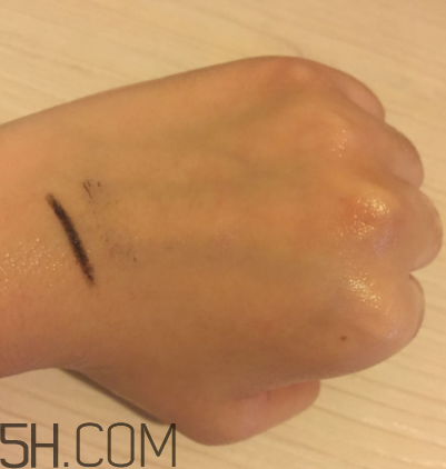 露得清綿密洗面奶怎么樣？露得清綿密洗面奶好用嗎？