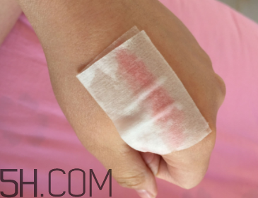 露得清卸妝水好用嗎？露得清卸妝水怎么樣？