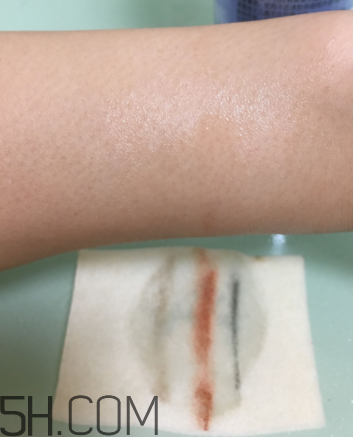 露得清卸妝水怎么用？露得清卸妝水多少錢？