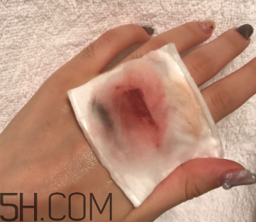 露得清卸妝水怎么用？露得清卸妝水多少錢？