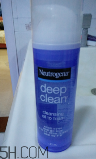 露得清洗卸潔顏露怎么樣？露得清洗卸露能卸干凈嗎？