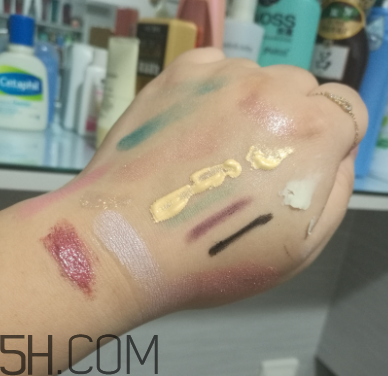 露得清洗卸潔顏露怎么樣？露得清洗卸露能卸干凈嗎？