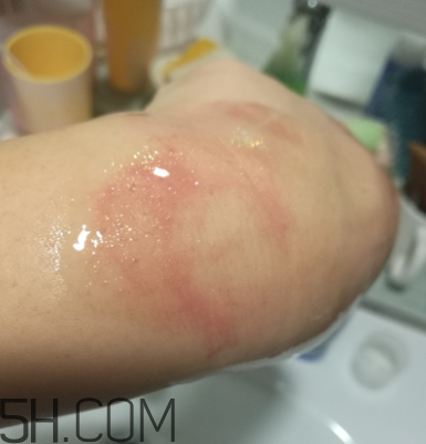 露得清洗卸潔顏露怎么樣？露得清洗卸露能卸干凈嗎？