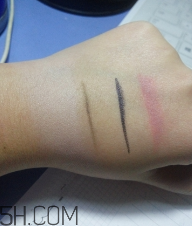 露得清洗卸潔顏露怎么樣？露得清洗卸露能卸干凈嗎？