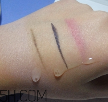 露得清洗卸潔顏露怎么樣？露得清洗卸露能卸干凈嗎？