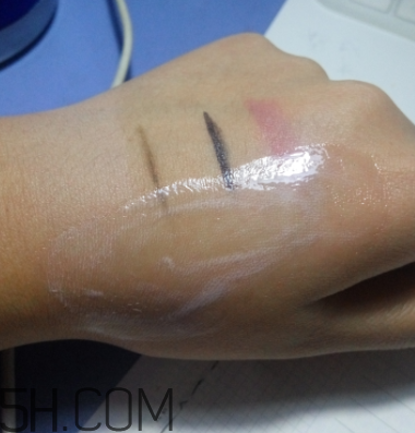 露得清洗卸潔顏露怎么樣？露得清洗卸露能卸干凈嗎？