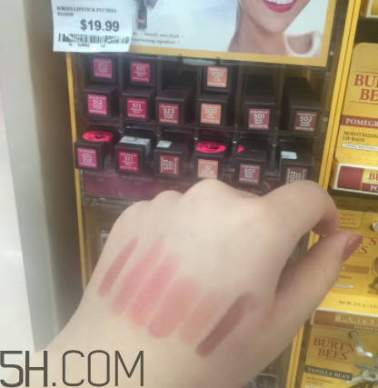 小蜜蜂有色唇膏孕婦可以用嗎？小蜜蜂有色唇膏好用嗎？