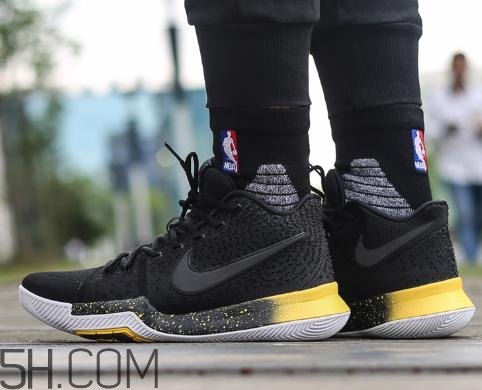 籃球鞋鞋底硬怎么辦？籃球鞋什么底最耐磨？