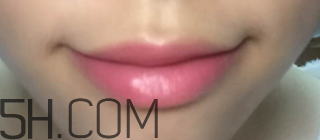 小蜜蜂唇膏筆怎么樣？小蜜蜂唇膏筆好用嗎？