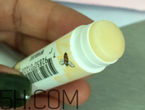 小蜜蜂細(xì)致修護(hù)唇膏怎么樣？好用嗎？