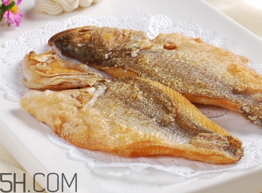 咸魚和魚干有什么區(qū)別？咸魚為什么用鹽水浸泡就不咸了