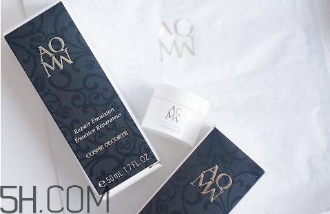 黛珂白檀美白好還是修復(fù)好？黛珂白檀水乳后還要用霜嗎？