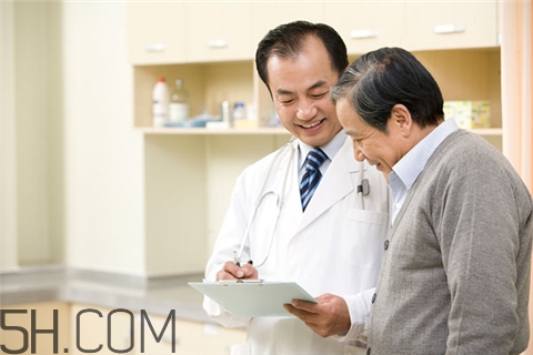 青光眼會(huì)閃光嗎？青光眼會(huì)頭暈嗎？