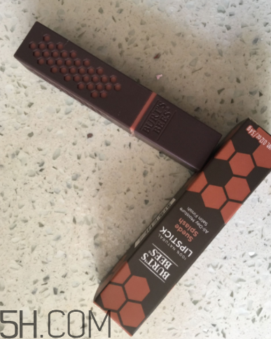 小蜜蜂口紅孕婦能用嗎？小蜜蜂口紅怎么樣？