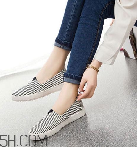 布鞋可以水洗嗎？布鞋能放洗衣機(jī)洗嗎？