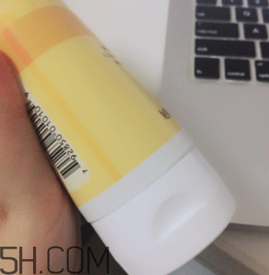 小蜜蜂潤(rùn)膚露怎么樣？小蜜蜂潤(rùn)膚露好用嗎？