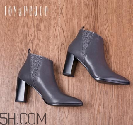 真美詩鞋子一般多少錢？真美詩鞋子什么價(jià)位？