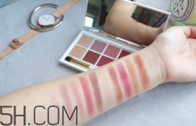 vnk十色眼影盤(pán)怎么畫(huà)？vnk云興霞蔚十色眼影畫(huà)法步驟