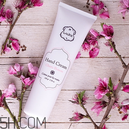 歐舒丹護手霜和laline護手霜哪個好_評測對比 歐舒丹護手霜和laline護手霜哪個好_評測對比