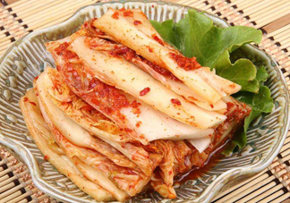 辣白菜是酸的嗎？辣白菜是泡菜嗎