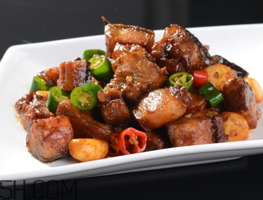 咸魚和魚干有什么區(qū)別？咸魚為什么用鹽水浸泡就不咸了