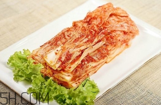 辣白菜是酸的嗎？辣白菜是泡菜嗎