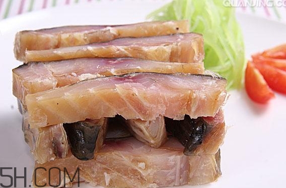 如何去除咸魚的腥味？咸魚一般要蒸多久時間