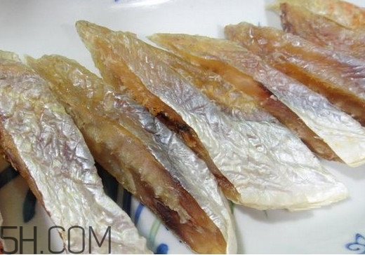 買的咸魚是生的還是熟的？買咸魚怎么挑選