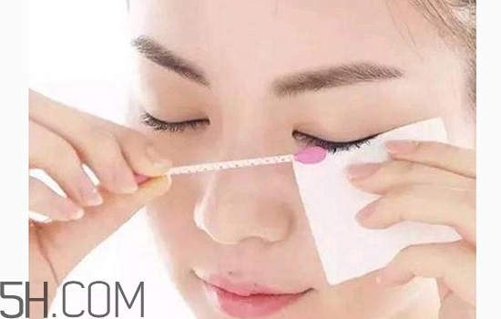 卸妝油如何卸眼妝？不化妝怎么用卸妝油？