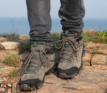 登山鞋要買大一碼嗎？登山鞋會(huì)越穿越大嗎？