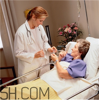 白內(nèi)障能治好嗎？白內(nèi)障能做二次手術(shù)嗎？