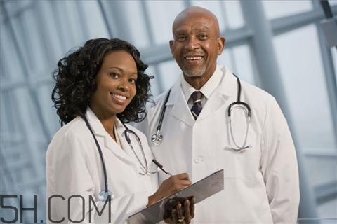 白內(nèi)障是免費(fèi)的嗎？白內(nèi)障能報銷嗎？