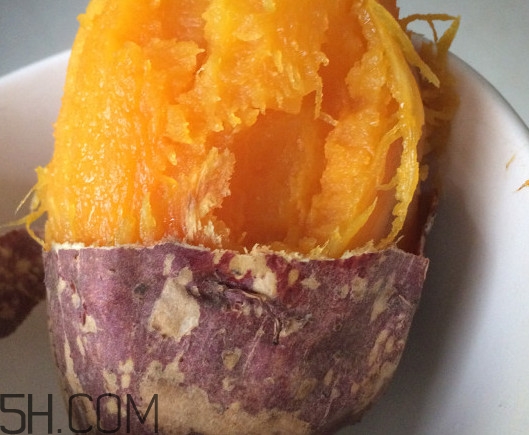 烤紅薯上火嗎？沒(méi)有烤箱怎么做烤紅薯