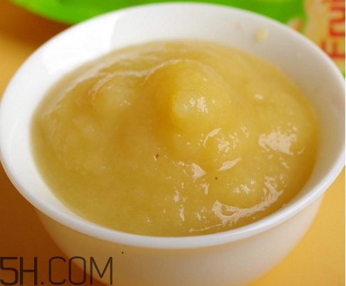 蘋果泥為什么是紅色的？蒸熟的蘋果泥和生蘋果泥有區(qū)別嗎