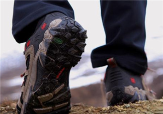 徒步鞋可以登山嗎？徒步鞋能跑步嗎？