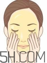 怎么用卸妝油不傷皮膚？卸妝油使用注意事項