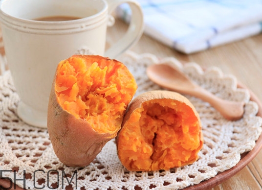 烤紅薯為什么比蒸熟的紅薯香？用微波爐烤紅薯要多長時間