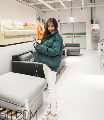 綠色羽絨服怎么搭配？綠色羽絨服搭配圖片