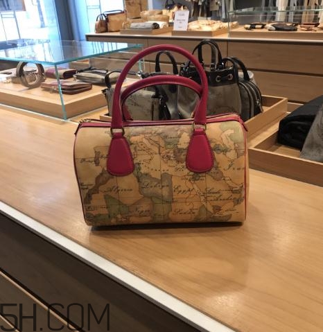 alviero martini多少錢？alviero martini在哪買？